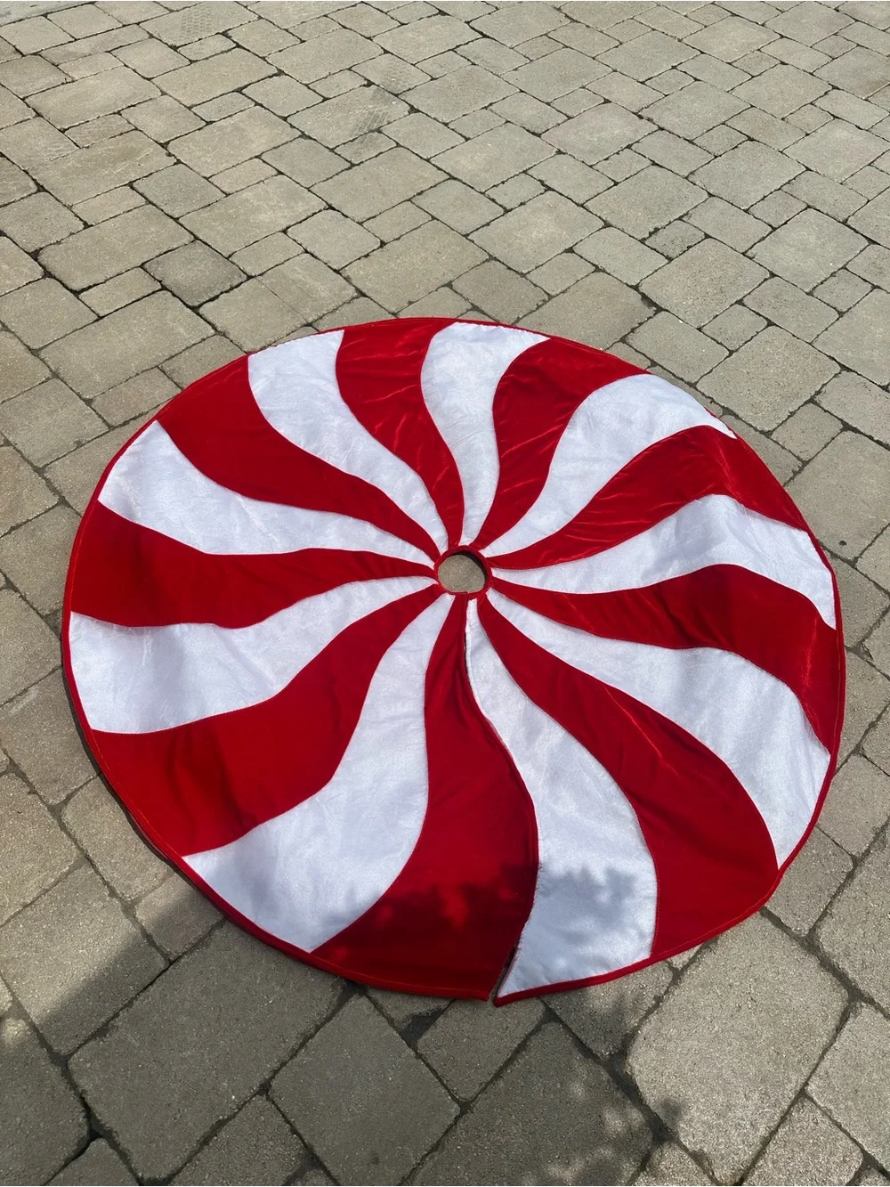 58” Peppermint Twist Indoor Tree Skirt